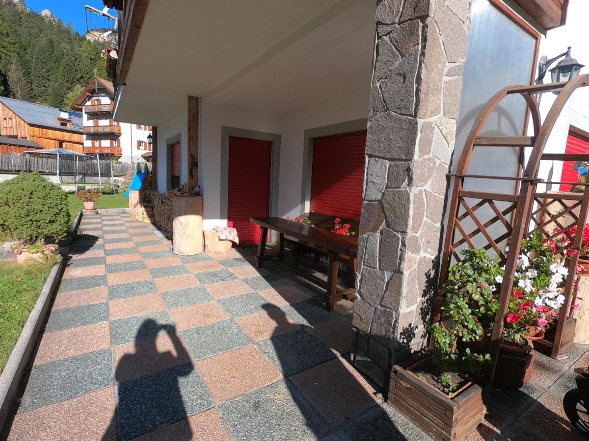 Ferienwohnung Ciasa De Epi Pera Exterior foto